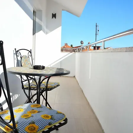 Apartment Vip Zara Esterno foto