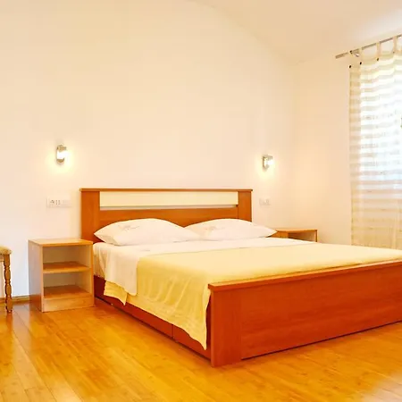 Apartment Vip Zara Esterno foto