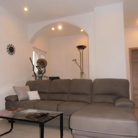 Apartment Vip Zara Esterno foto